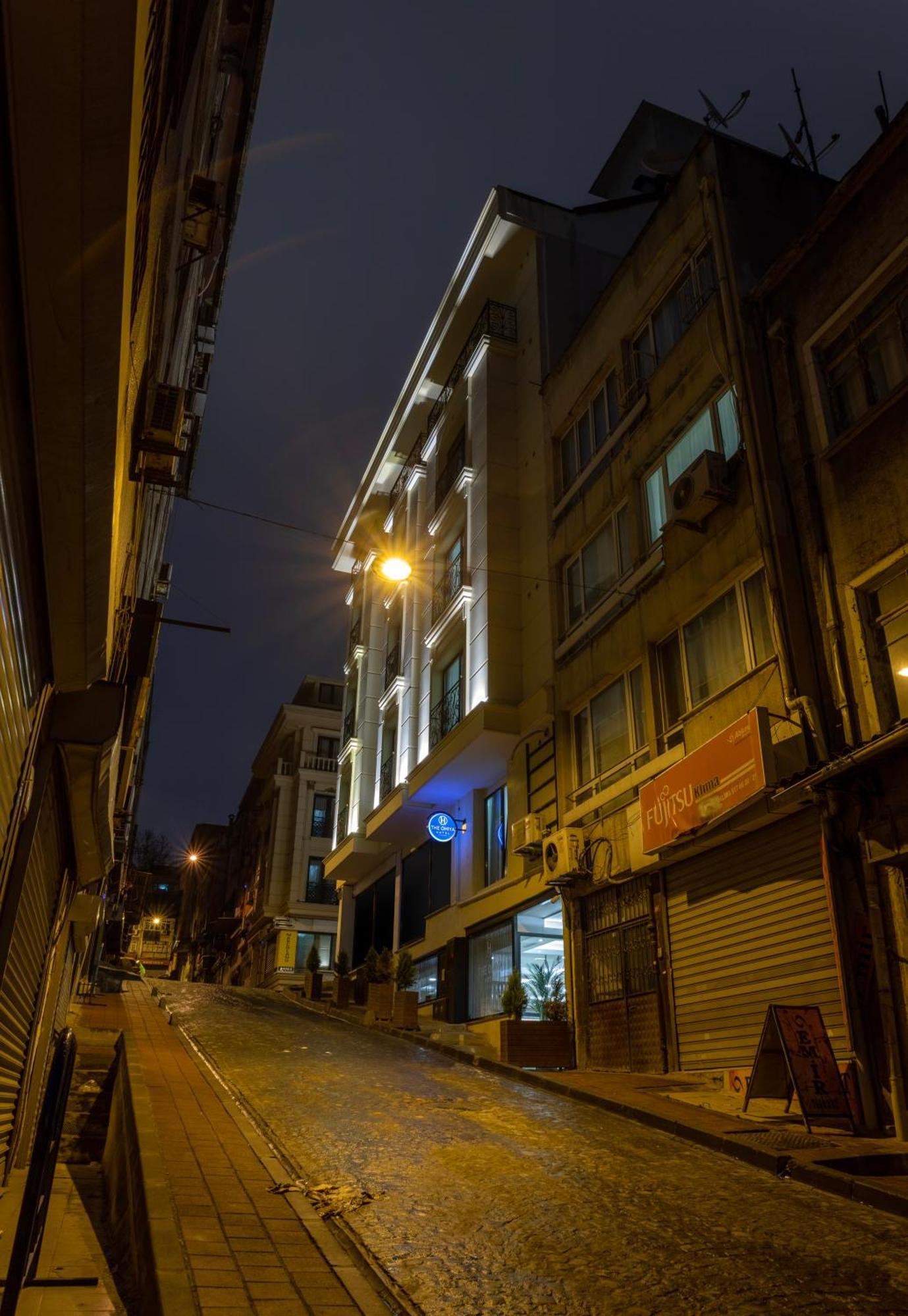 The Omiya Hotel Istanbul Bagian luar foto