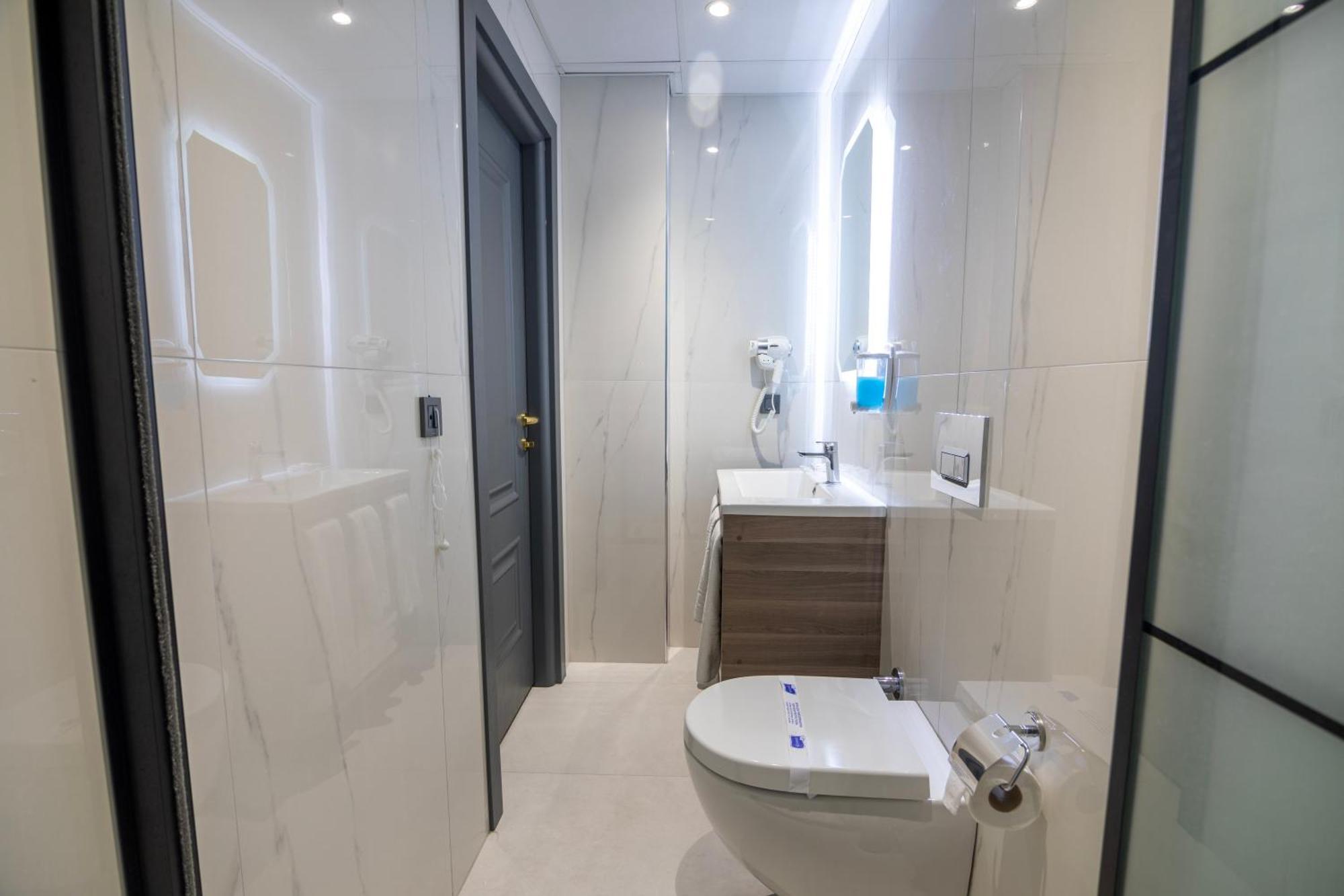 The Omiya Hotel Istanbul Bagian luar foto
