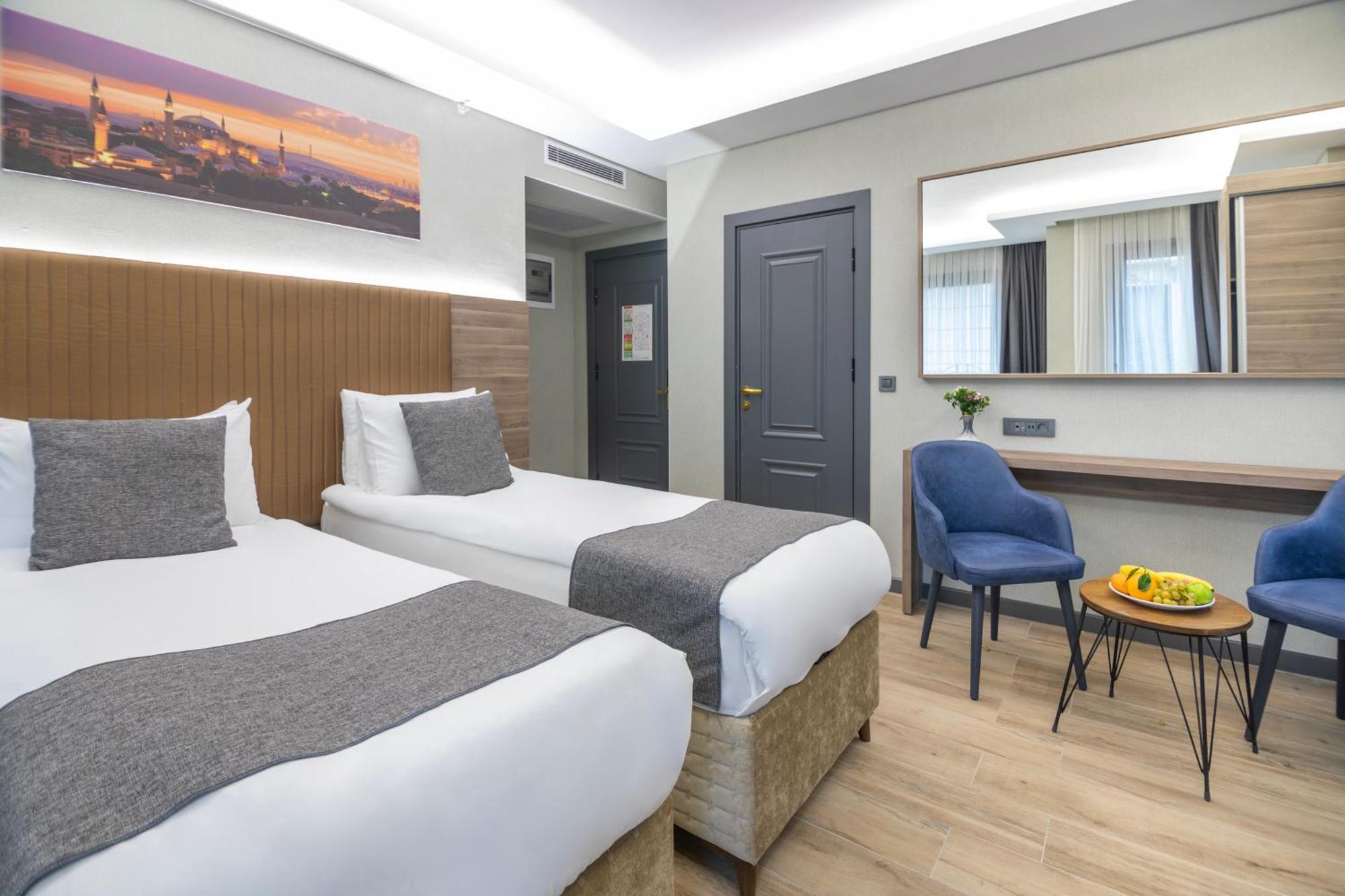 The Omiya Hotel Istanbul Bagian luar foto