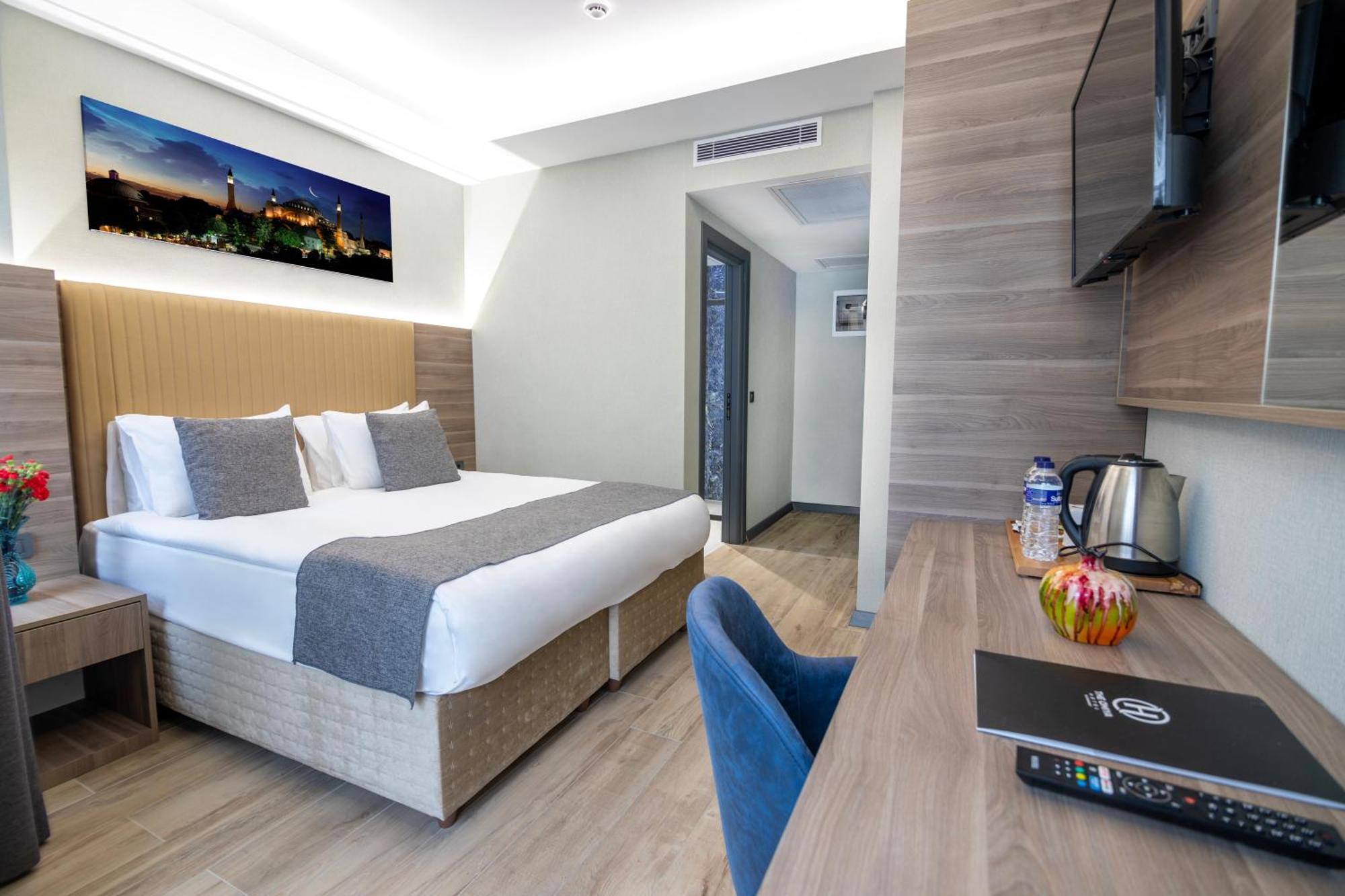 The Omiya Hotel Istanbul Bagian luar foto
