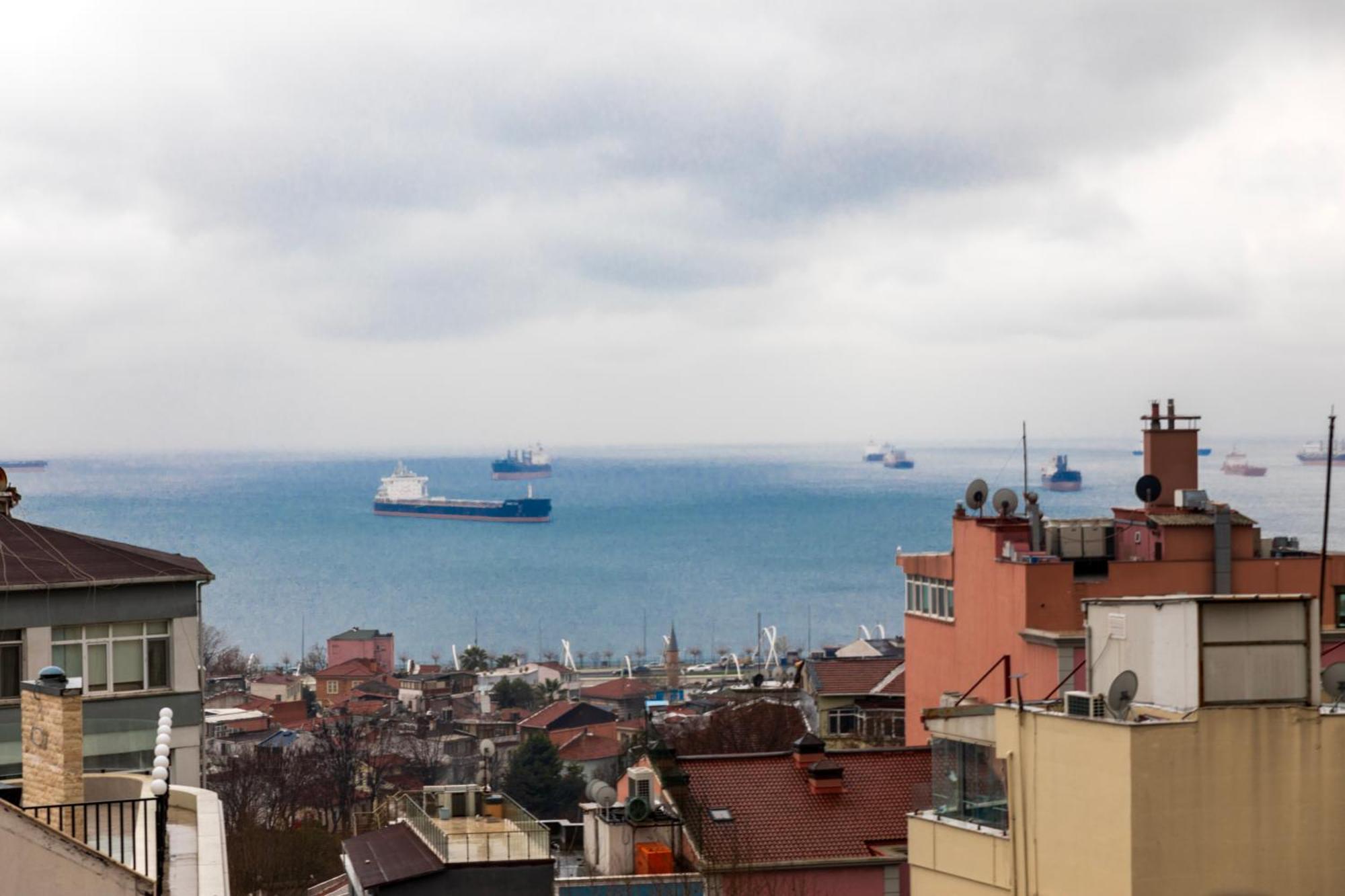 The Omiya Hotel Istanbul Bagian luar foto